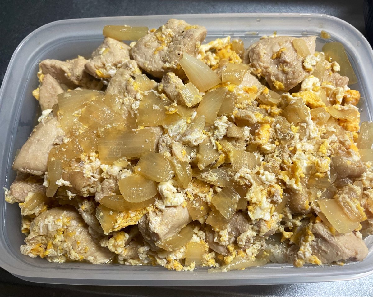 Geki0413's tweet photo. 無事親子丼出来ました！(✌'ω' ✌) https://t.co/ZwV8uaH977
