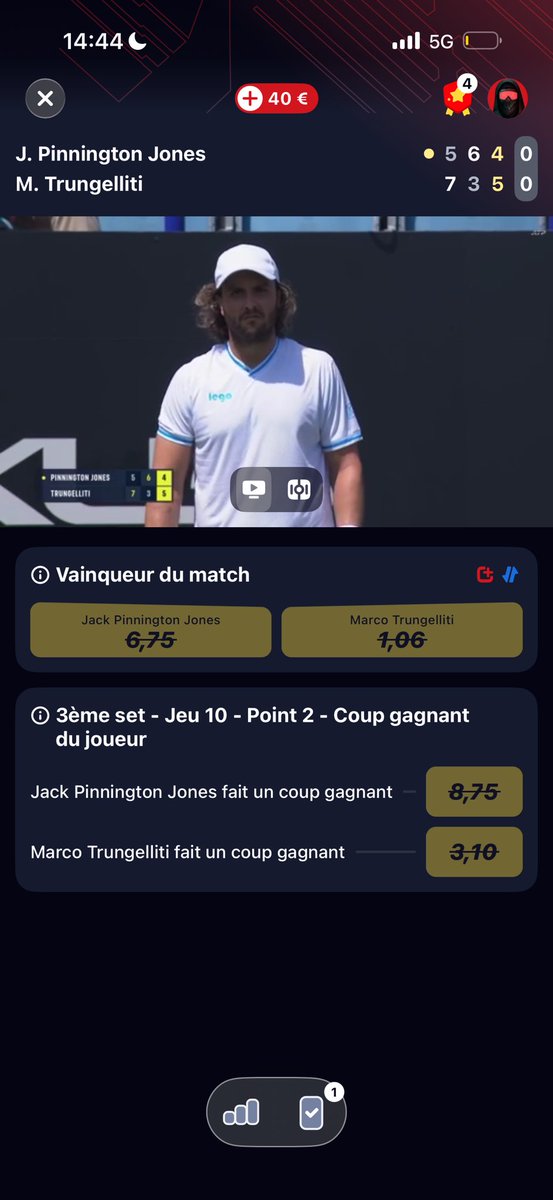 Simbaw_'s tweet photo. wtf c’est quoi ces côtes https://t.co/KY8sHCUWli