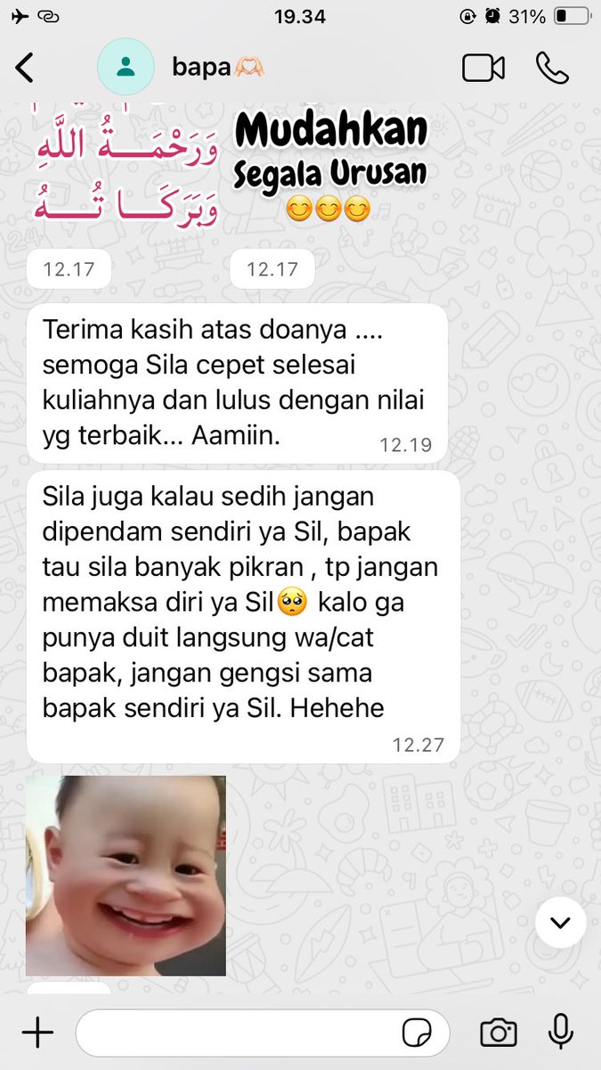 chilaw2e's tweet photo. bapak gue, gue ucapin ultah malah ngeledek woi😭 https://t.co/r9zRygI8hx