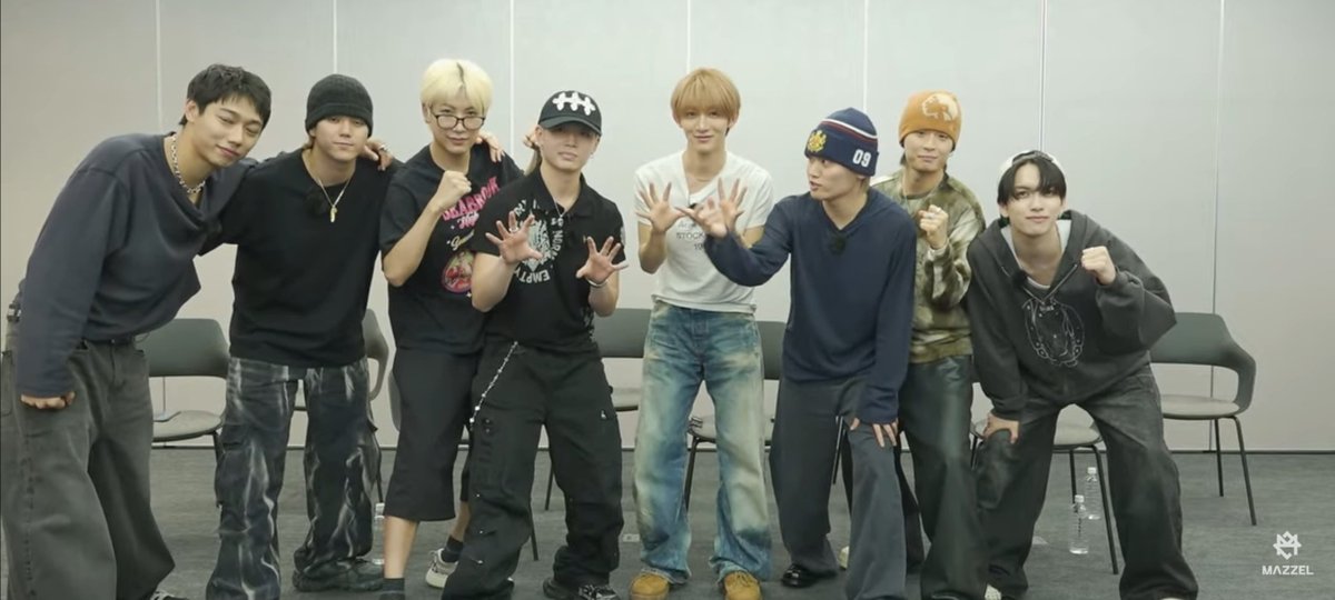 murimuriabe's tweet photo. Kairyu made it hard to get a decent ss because he was moving a lot 😭😭😭😭😭 KAIRYU, なんで. 😭😭😭

Everyone is still cute btw 🫶🏻✨💙 https://t.co/OeYOvfV935