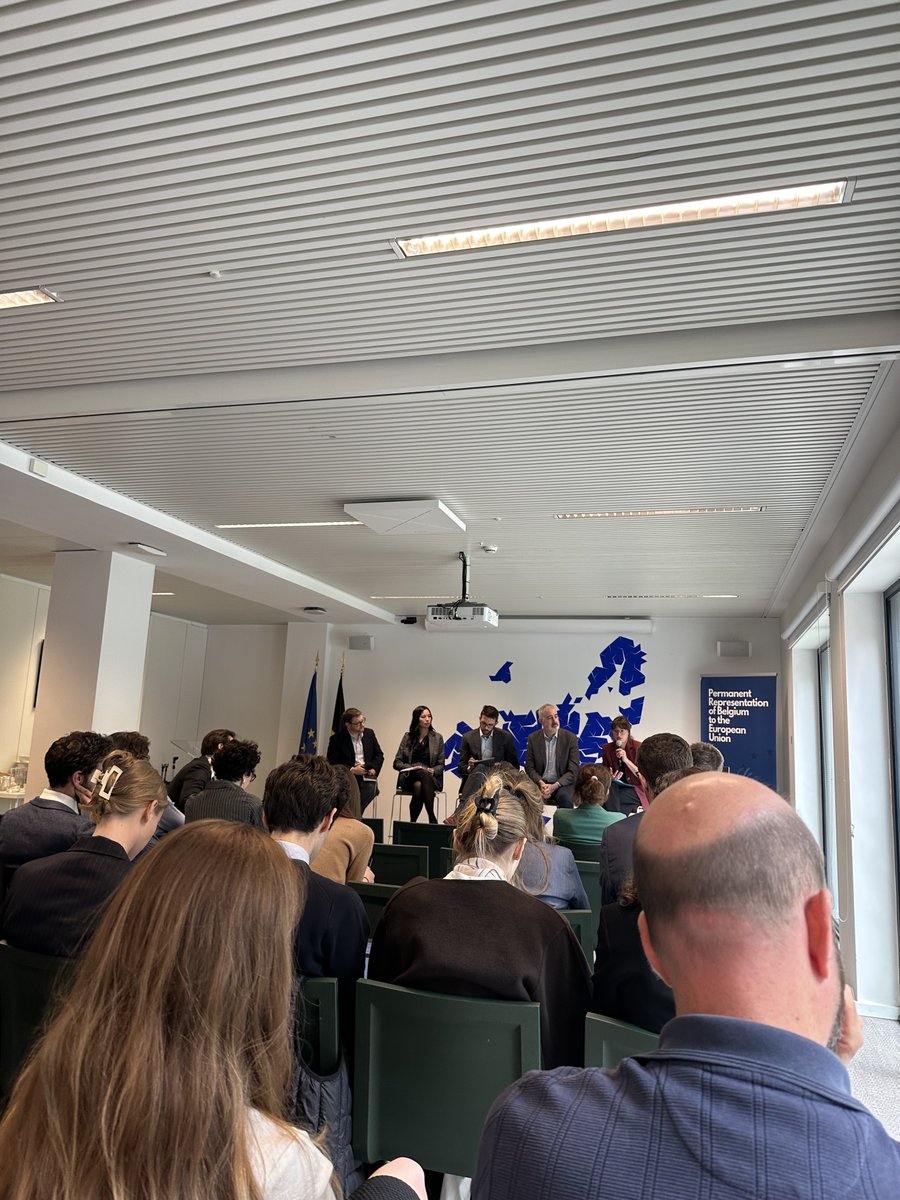 MdDescamps's tweet photo. Attended the policy forum “How Small European Countries Cope with a Rising China”.
Great discussion on how small European states navigate asymmetric relations with China amid US–China rivalry &amp; shifting transatlantic dynamics. Thanks to @Joshua_Eisenman for the invite! https://t.co/sIUNmzXk20