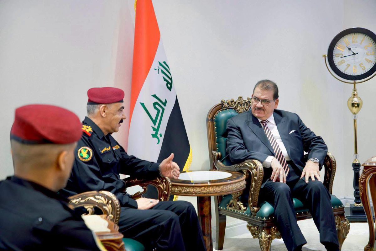 AbdAbtan's tweet photo. استقبلنا رئيس جهاز مكافحة الإرهاب الفريق أول كريم التميمي، وبحثنا أهمية تكامل الأدوار الوطنية بين مؤسسات الدولة وتعزيز التعاون المشترك بما يسهم في ترسيخ الاستقرار ودعم مسيرة التقدم، وأكدنا أن التعليم والأمن يشكلان ركيزتين أساسيتين في بناء الدولة وإعداد الأجيال وصناعة المستقبل. https://t.co/7yprk8ymif