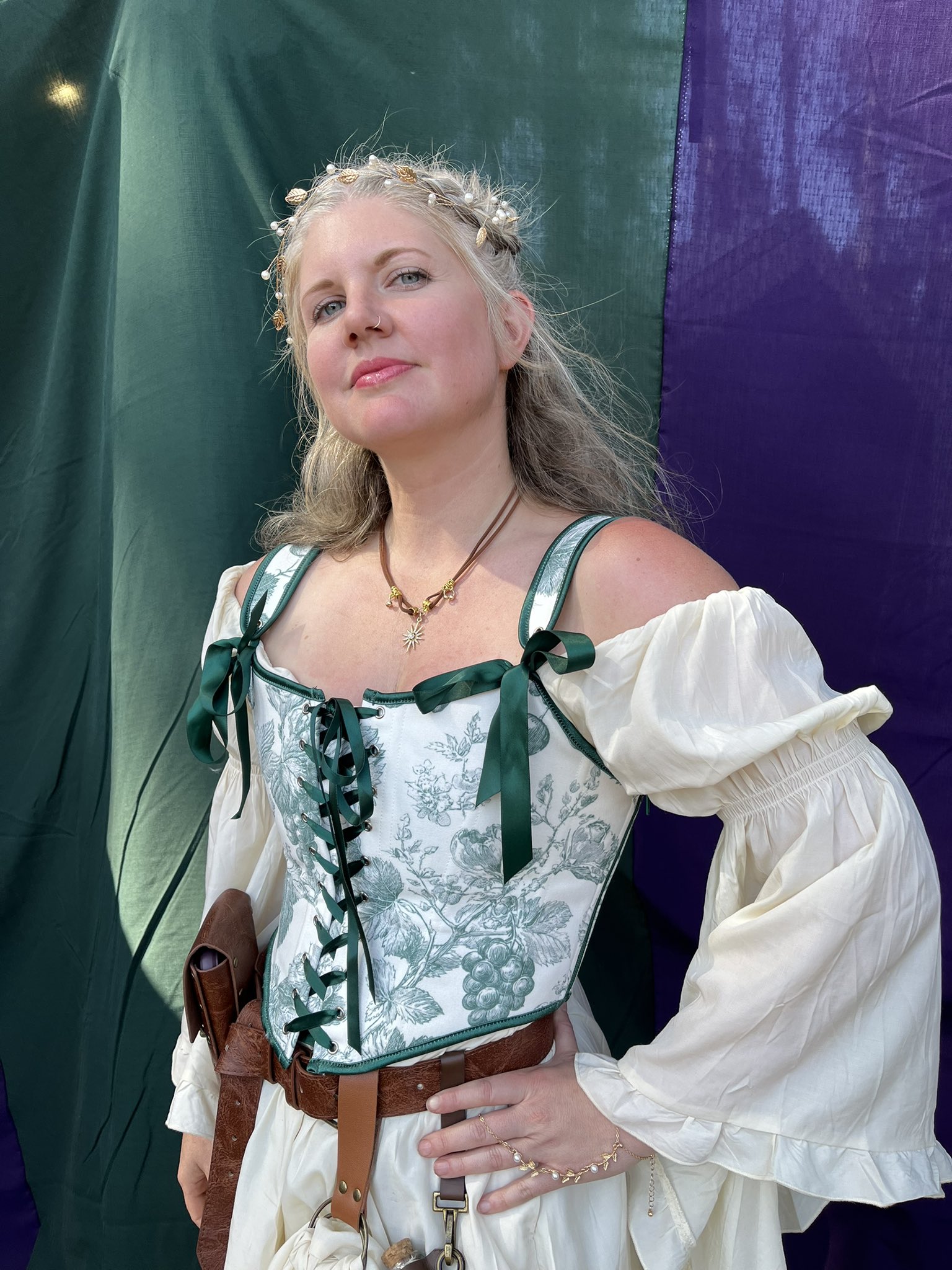 Had a wonderful weekend with Ren Faire and Father’s Day festivities! How was your weekend? https://t.co/xtvg5v3d2l