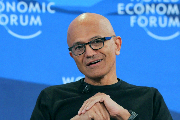 yu48087282's tweet photo. Microsoft CEO Satya Nadella just called out the AI race. He didn't name names but went after OpenAI and Anthropic: 'You can't say all white-collar jobs are gone and build data centers with that power.' He thinks people won't accept a few companies doing all the learning for the https://t.co/1wzzIGNhss