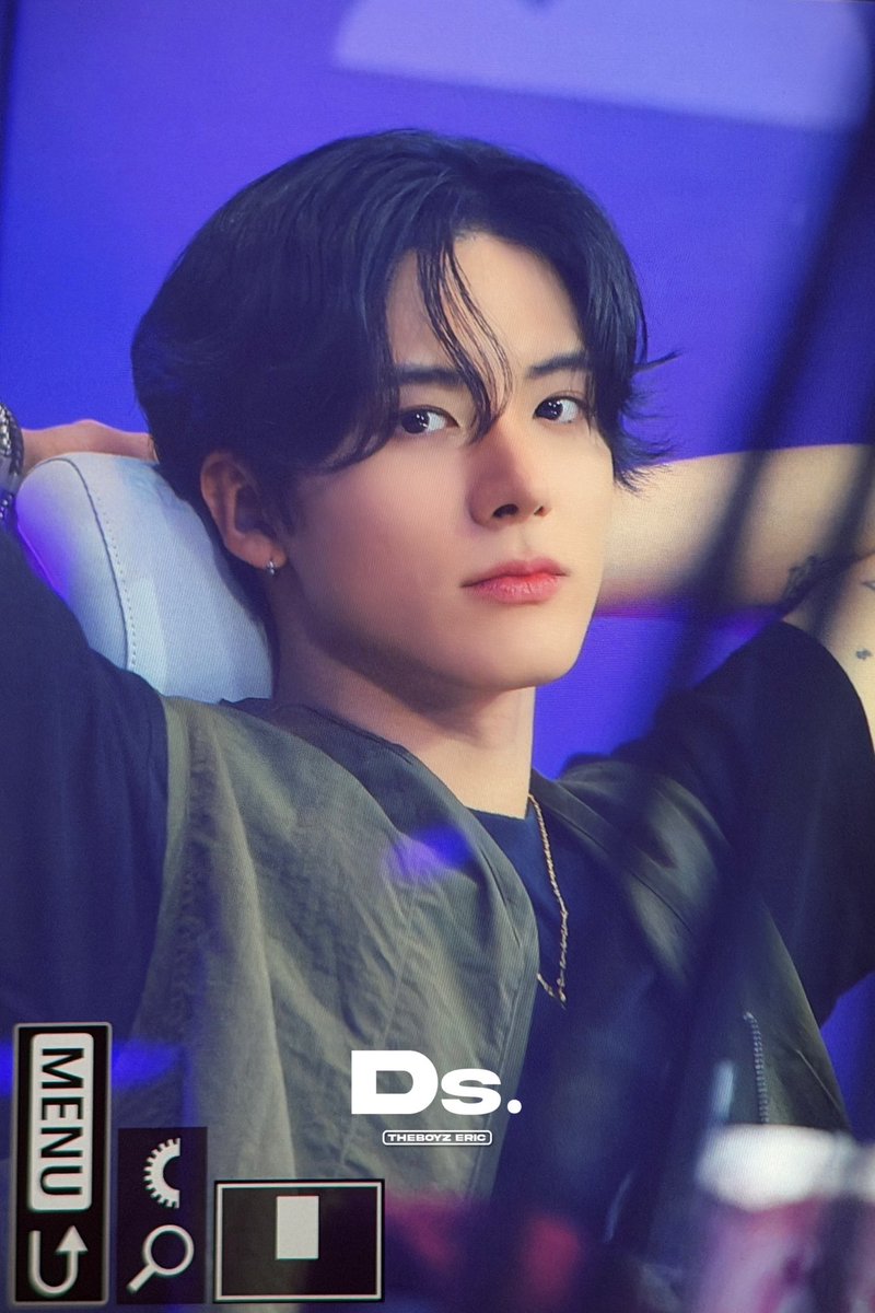 22_ds_'s tweet photo. 260622 에릭님 ................... 🤤
#더보이즈 #THEBOYZ 
#에릭 #ERIC #손영재 https://t.co/bUyAHabM2L