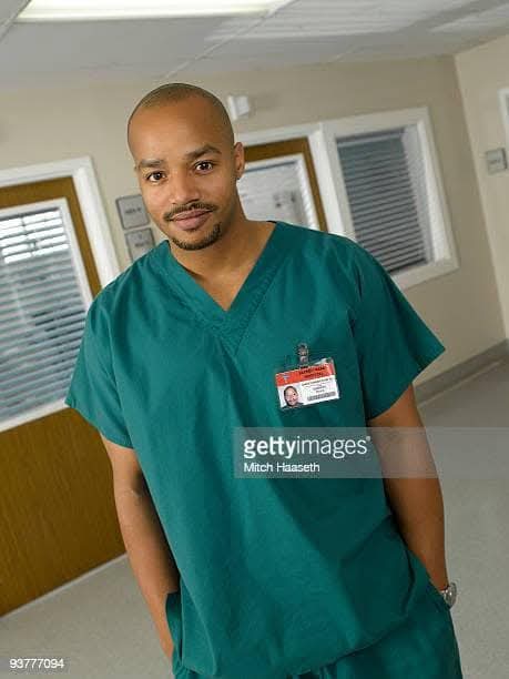 barbaravitali2's tweet photo. Happy Birthday to #DonaldFaison June 22,1974 #Scrubs #Skyline https://t.co/MchyWjUtRm