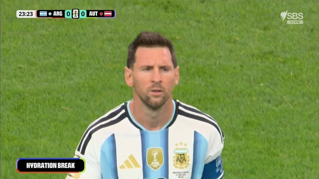 astrodeaven's tweet photo. yok bg messi https://t.co/w2FhoI41OP