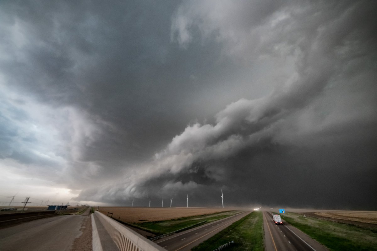 JessicaMoore_WX's tweet photo. Another handful of shots of the beastly storm that produced the Atwood, KS tornado. Shot just north of Colby on 6/20/26 #ksws https://t.co/2uuzYhdVmA