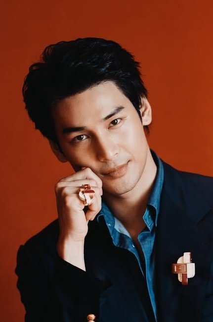 bowpuff_beaubo's tweet photo. โปหล่อแบบ classic หล่อตั้งแต่ยุคอารยธรรมเมโสโปเตเมียจนถึงตอนนี้ หล่ออะไรขนาดนั้น เห็นแล้วเหนื่อยแทนจริงๆ https://t.co/O0QZ7roWXr
