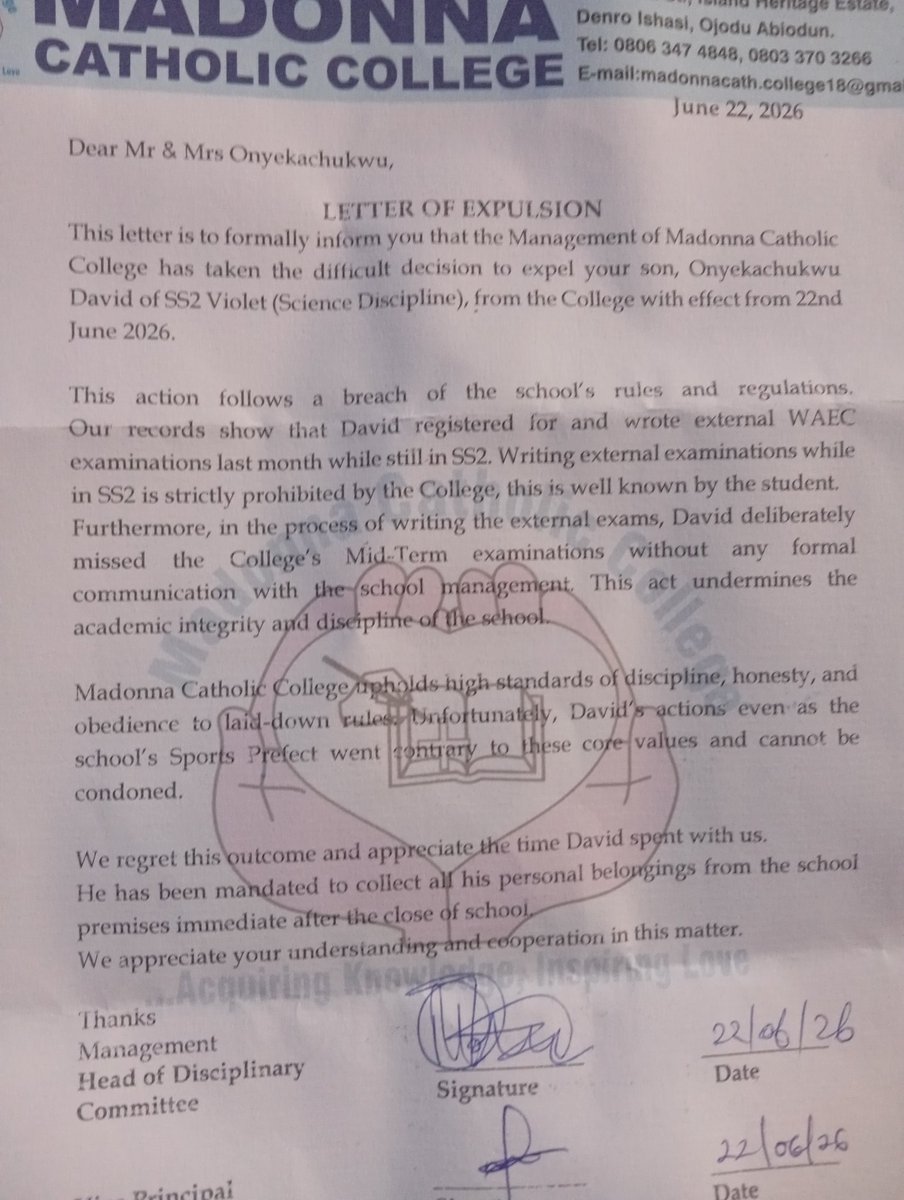 FX_WICK's tweet photo. Just came back from work,only for my jnr bro to tell me he was expelled from his school because "He sat for waec in another school"? Someone should make it make sense abeg. Mind you he missed just one mid term test day. https://t.co/Cokq8rmcnw