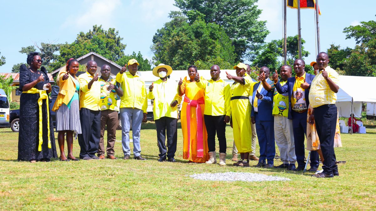 NRMOnline's tweet photo. KALANGALA – President @KagutaMuseveni has urged voters in Kalangala District to elect National Resistance Movement (NRM) flag bearer Idah Nabayiga in Wednesday's Woman Member of Parliament by-election, saying an NRM legislator would help government address the district's longstanding transport, fishing and infrastructure challenges.

https://t.co/Dq6TMVTAJQ