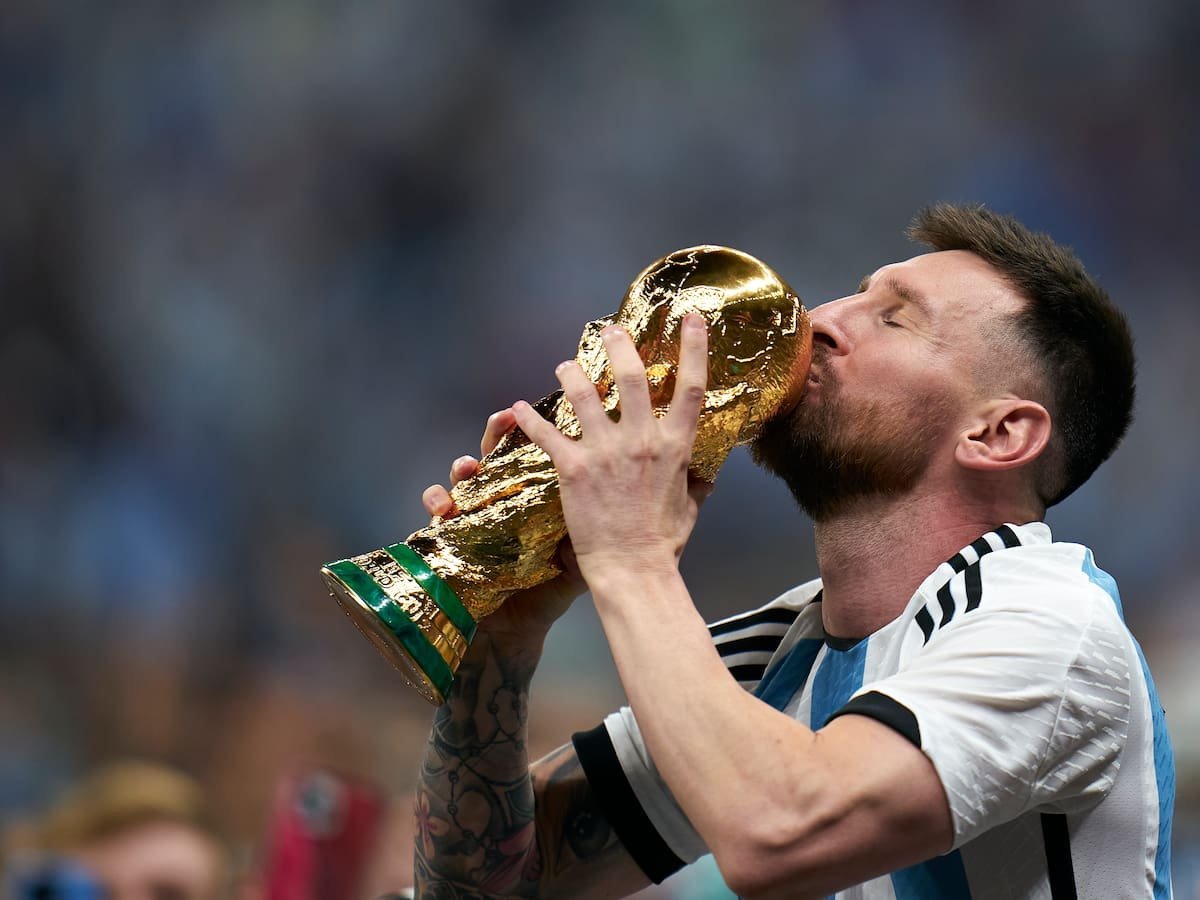 claudiosavoia's tweet photo. Máximo goleador en los Mundiales. Fin
Vamos Messi. Te amo https://t.co/gZbDEzjrIC