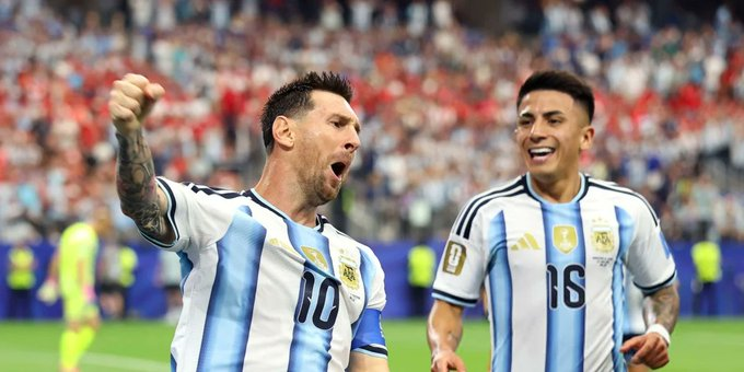 PachoRodriG's tweet photo. Argentina 1 Austria 0, termina el primer tiempo en Dallas... Anotación de Lío Messi... #mundialdefútbol2026 
Imágen posteada por @DSports https://t.co/uJzLOzwUnS