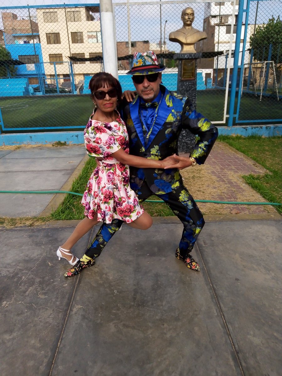 DANSELA2's tweet photo. @IsraelinCol @ComercioCOLISR @ccjcolombia @ValerKobi @IsraelinSpanish Artista, Lo Mando Un Abrazo Fuerte y Mucho Éxitos y Bendiciones, Dan Sela El Israeli Internacional Artista Coreografo y Profe De Baile Ritmos Caribeños y Educación Física Con 34 Años De Trayectorias Mundial y 16 Años En #limaperu🇵🇪 El Único #Israeli Que Representa La #cultura https://t.co/sEDQOBqiU6