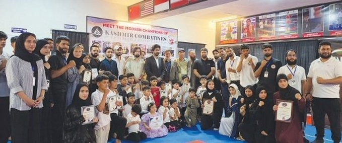 BaseerBhat001's tweet photo. DC Baramulla Syed Fakharuddin Hamid lauded the district’s young athletes, parents and civil society for nurturing a thriving sporting culture. With stronger infrastructure and continued support, Baramulla’s youth are set to shine on national and international stages. https://t.co/DabtGqG3ZK