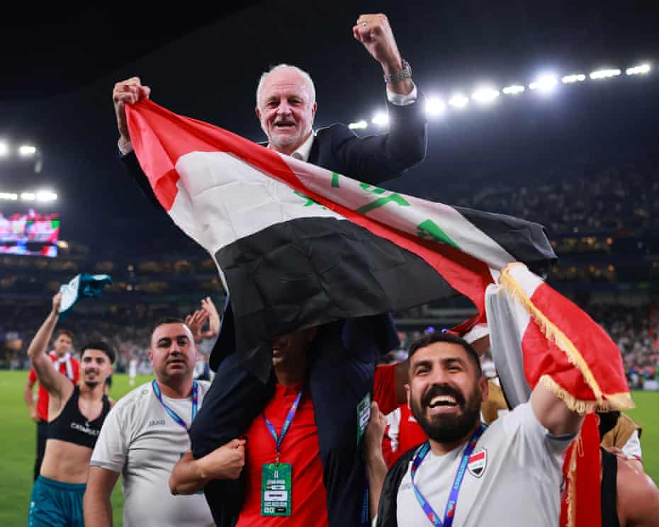 FaithfullBaller's tweet photo. 🇮🇶 Iraq head coach Graham Arnold:

“I lived in Baghdad for 8 months to get to know the country. The players go to bed at dawn and wake up around 11am because of the five daily prayers. 🤲

We adjust training times around prayer times and don’t hold morning sessions.

What surprised me most was the discipline in Iraq.” 

📷 @guardian
