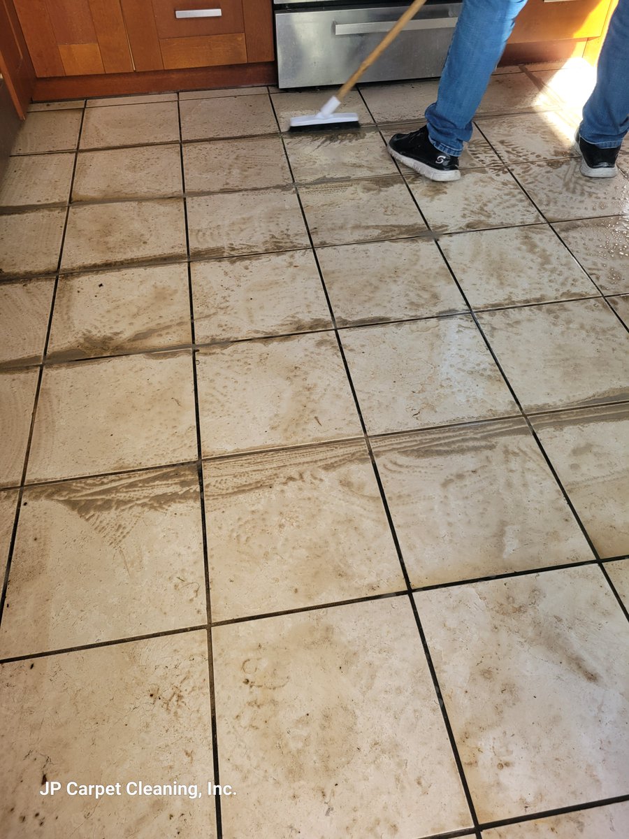 JPCARPET's tweet photo. Pretreated. Mid-scrub. Grout lines getting worked by hand, not just mopped over.
This is what it actually takes to get kitchen tile ready for summer entertaining season.
📞 818.263.9314 | https://t.co/qvolU6IBBF
#TileAndGrout #KitchenCleaning #LosAngeles #JPCarpet https://t.co/vjLcgITYXy