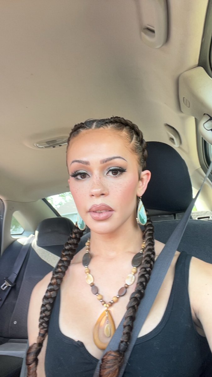 Jadeharmony21's tweet photo. Feeling blessed as a trans 🏳️‍⚧️ woman cause I know my people will follow me #trans  #doll #mtf #model #transwomenarewomen #protectthedolls #lgbtq #transgender https://t.co/SRBos4N410