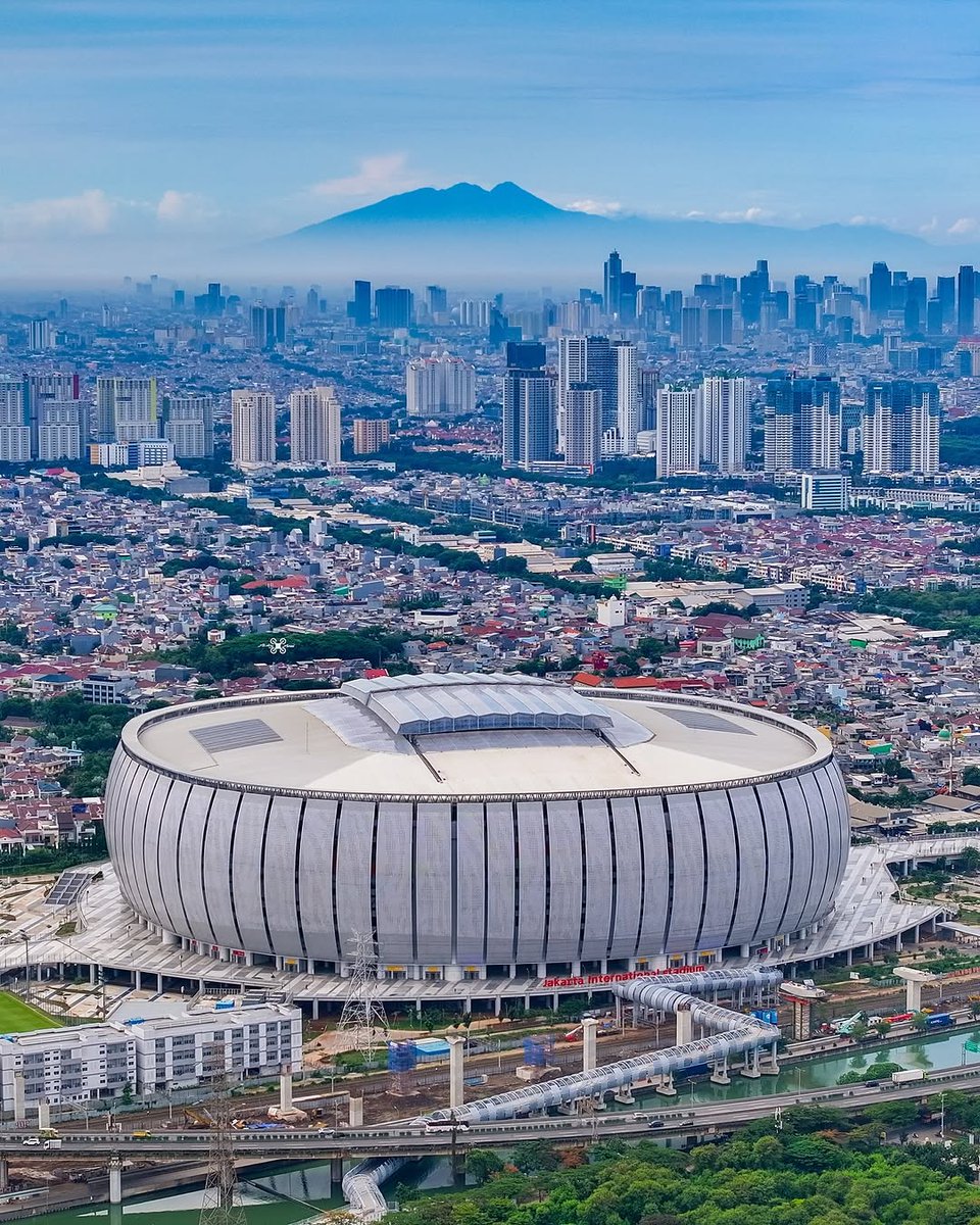 BeautifulW10329's tweet photo. 📍Jakarta International Stadium,Indonesia https://t.co/POdjooLiwQ