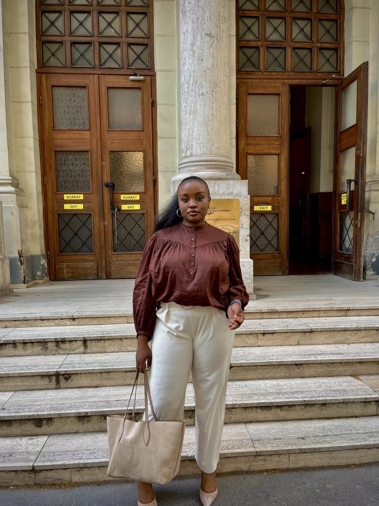 JoyJMurraya's tweet photo. I’m happy to announce that I have successfully defended my Masters Thesis and received a distinction for my hard work. 
Officially a masters degree holder🎉
Thank you God❤️ https://t.co/uJy6QGgG9l