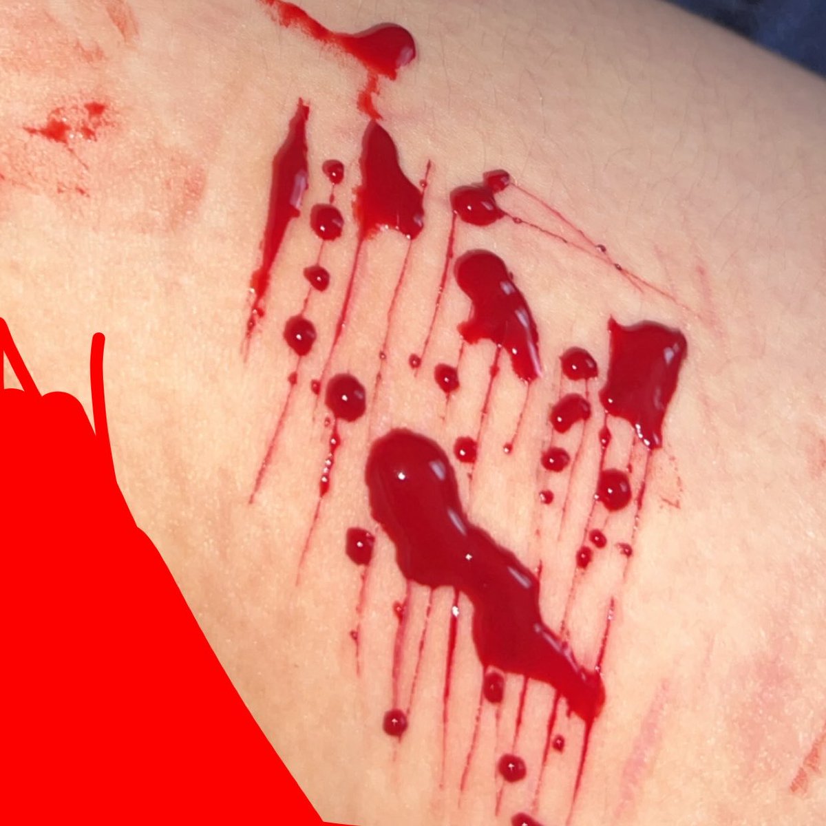 travisphelpssss's tweet photo. Multi swipe, deep styro?? 🥹
FAKE SFX MAKEUP FAKE BLOOD https://t.co/QYpUcMZ2Sg