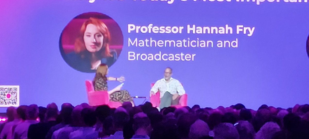 peapoowine's tweet photo. @OctopusEnergy @FryRsquared great session Hannah,  very interesting, you are my favourite celebrity, hope to see you here next year!!  #OctopusETS26 https://t.co/hMZVHutWhV
