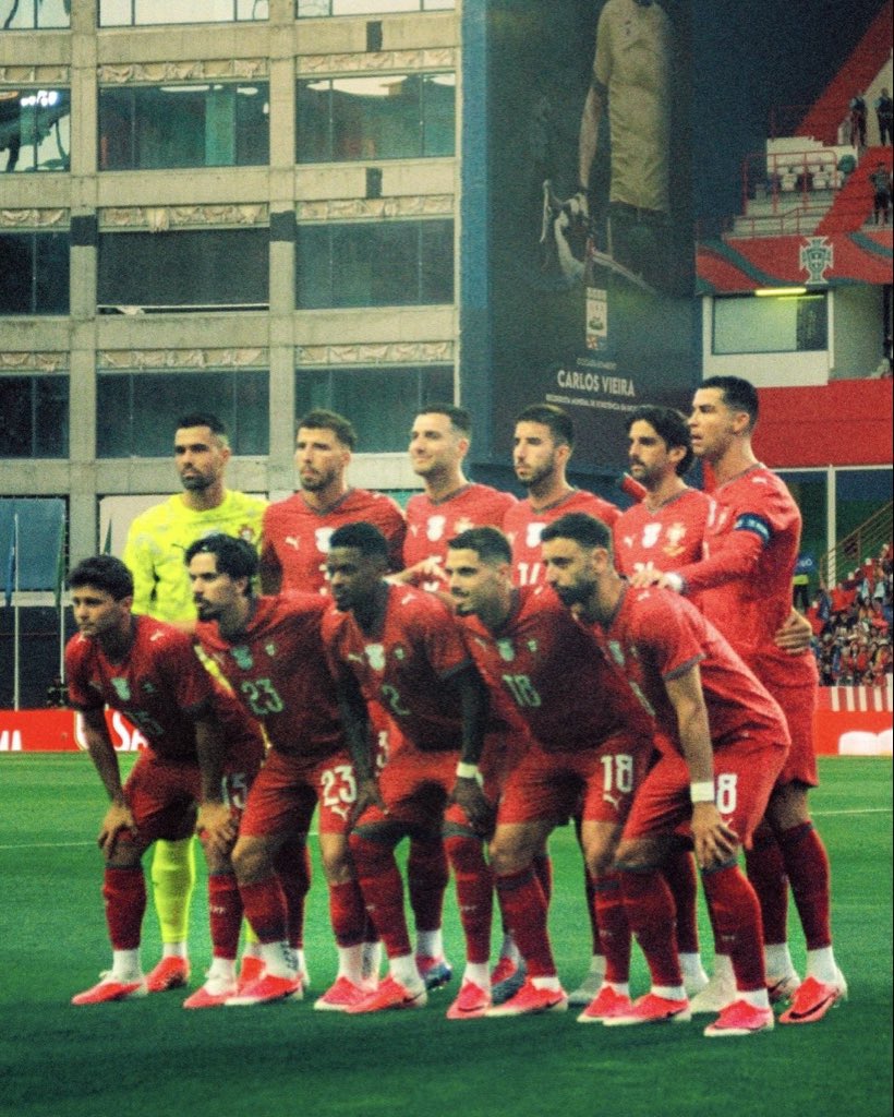 AsQuinasOff's tweet photo. La composition probable du Portugal face à l’Ouzbékistan.

Costa – Cancelo, Veiga, Dias, Semedo – J.Neves, Vitinha, Fernandes – Félix, Ronaldo et Pedro Neto. https://t.co/DigJWsvgB0