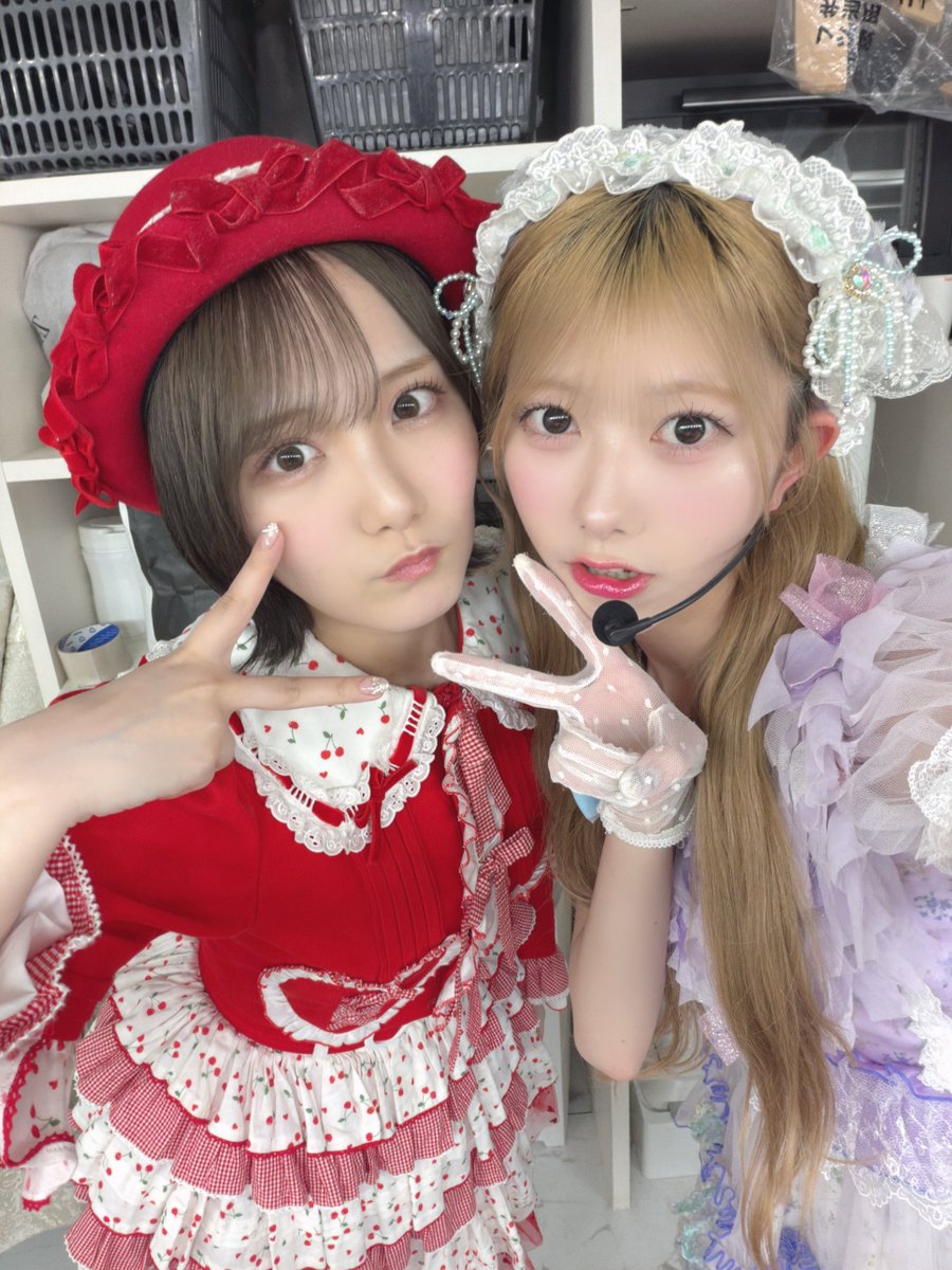 erii_20031027's tweet photo. たぐちばユニット ❤️💜 https://t.co/v8oYtjofGI