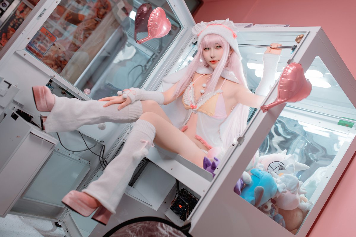 hee_hq's tweet photo. ⛨An Unexpected Catch!⛨

#AzurLane #cosplay https://t.co/tosNjMxCl5