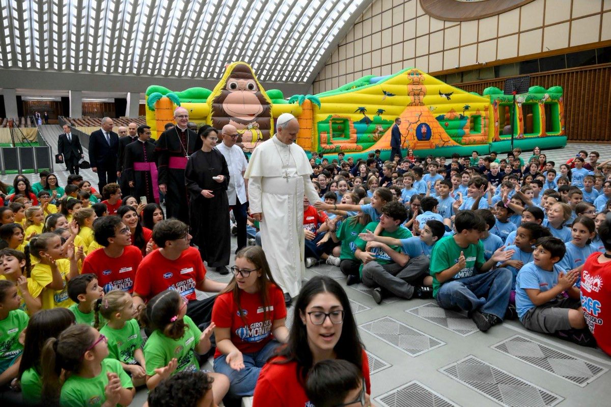 RichRaho's tweet photo. Pope tells Vacation Bible Camp at Vatican: “Phones are a kind of addiction, on purpose, they put in the programs, the apps. They try to make us dependent on this technology. Many times, therefore, it would help a lot to set limits, to say: ‘After a certain time I don't look at my phone anymore.’ Today we all put the GPS in the car or in the mobile phone and we go. So, several times in my life - in Italy it happened to me, in other European countries, in Peru and once also in the United States - I put the GPS on and it took me down the wrong road and I got stuck and couldn't get to my destination.”