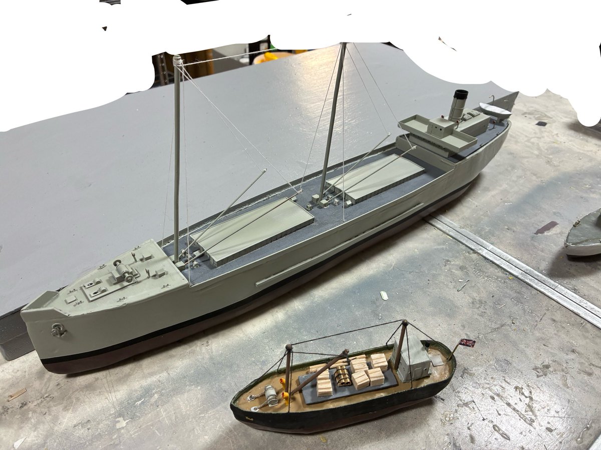 18kHkMP1cWxL5EH's tweet photo. #TUGS #TUGSModels #ModelShips #ScaleModeling #RCModel #ScratchBuild

"Completed 1/200 scale Krakatoa from TUGS! Full scratch-built with paper, wood &amp; 3D printing. Might add RC later. #TUGS #がんばれタッグス" https://t.co/d0nSZsKfa3