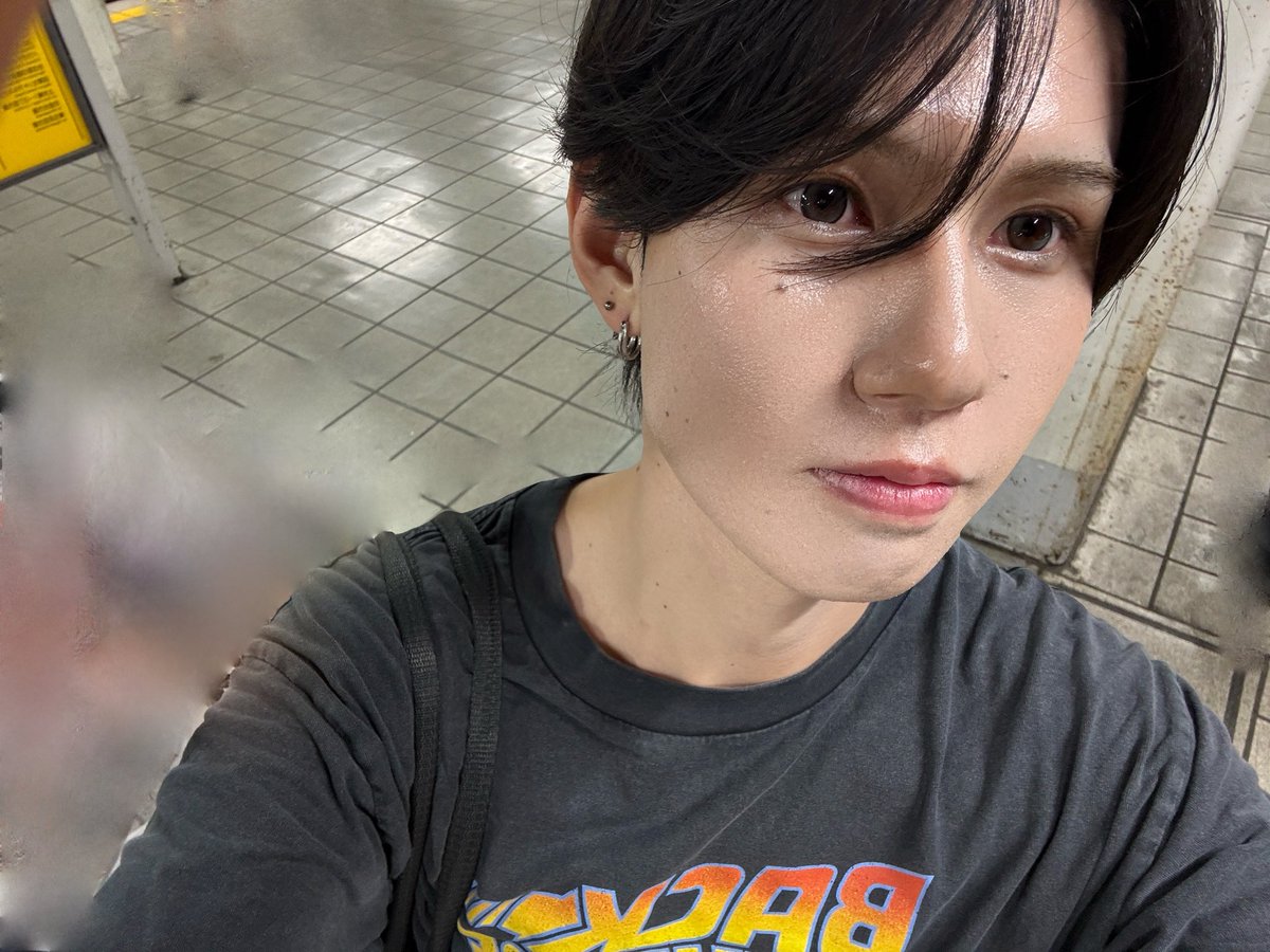 mirai19357505's tweet photo. 生配信そしてトークポートありがとうございました✨✨
沢山話せて元気出た！！
皆んなが元気の源だーーー💪 https://t.co/B0Yn8kSAnO