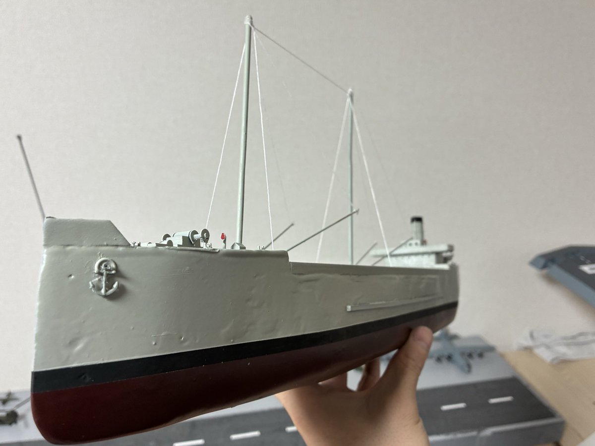 18kHkMP1cWxL5EH's tweet photo. #TUGS #TUGSModels #ModelShips #ScaleModeling #RCModel #ScratchBuild

"Completed 1/200 scale Krakatoa from TUGS! Full scratch-built with paper, wood &amp; 3D printing. Might add RC later. #TUGS #がんばれタッグス" https://t.co/d0nSZsKfa3