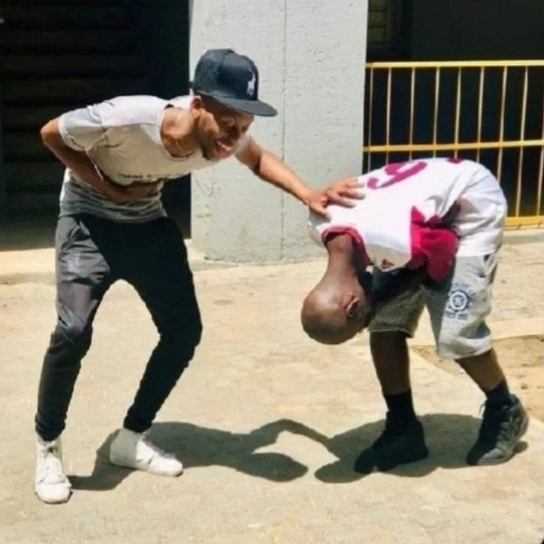 Icecoldmanuel's tweet photo. @MenajSports WaSIU come out 😂 https://t.co/uCFEGILCb3