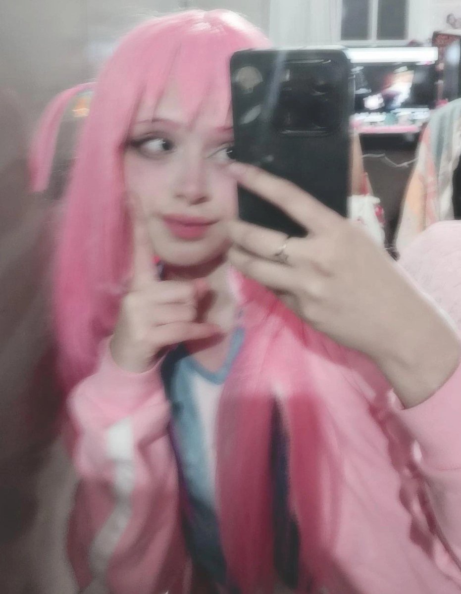 puwapuwamari's tweet photo. buen día oomfs hoy juega argentina
🪽 #cosplay #cospobre #mari #marinekochan #miau #bocchicos #anicos #bocchicosplay #bocchitherock #argentina https://t.co/QaV4GluD7Q