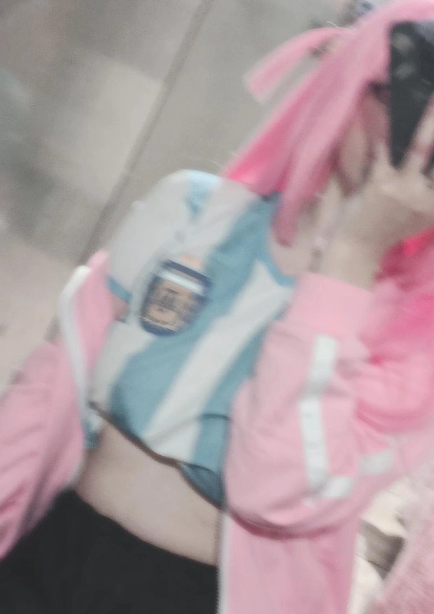 puwapuwamari's tweet photo. buen día oomfs hoy juega argentina
🪽 #cosplay #cospobre #mari #marinekochan #miau #bocchicos #anicos #bocchicosplay #bocchitherock #argentina https://t.co/QaV4GluD7Q
