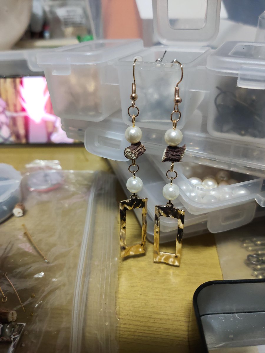 ApeHumi's tweet photo. こちら天才が生み出すことに成功した『可愛い』です。
ありがとうございます。
この子達は洞爺湖に送り出そうかな…。

 #トーヤダイヤグラム https://t.co/cUolSl7WD5