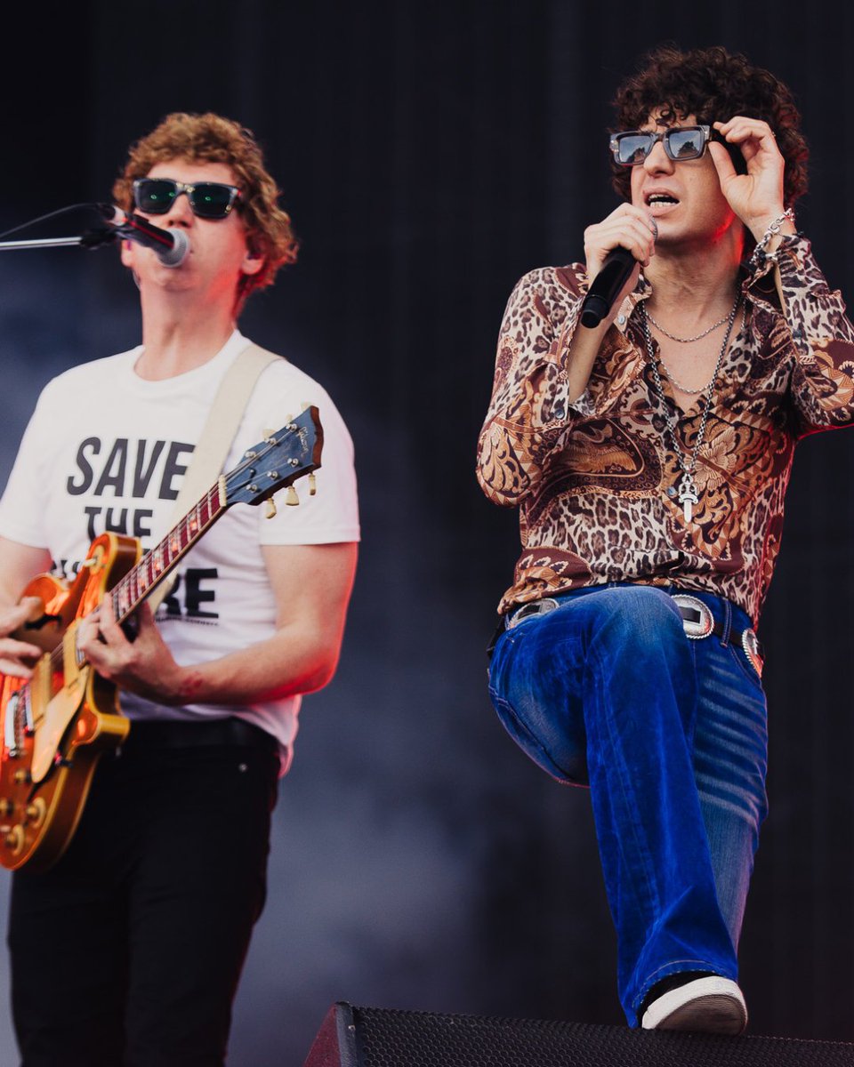 IsleOfWightFest's tweet photo. Sunday at the Sky presents the Isle of Wight Festival 2026. ✅

From the Main Stage to the hidden corners of the festival, the atmosphere was something special from start to finish.

#SkyxIOW #IOW2026 @thecure | @thekooksmusic  | @jowhiley | @DavidGray https://t.co/OQHbE8Pb4X