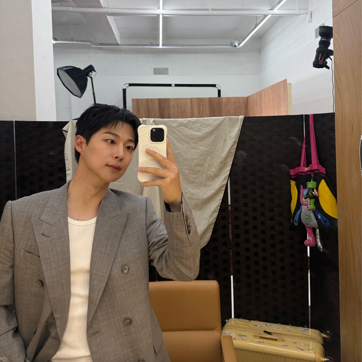 dlsgur980404's tweet photo. 오늘 미모 레전두에염...💚
#배인혁 https://t.co/XbKCADO6pT