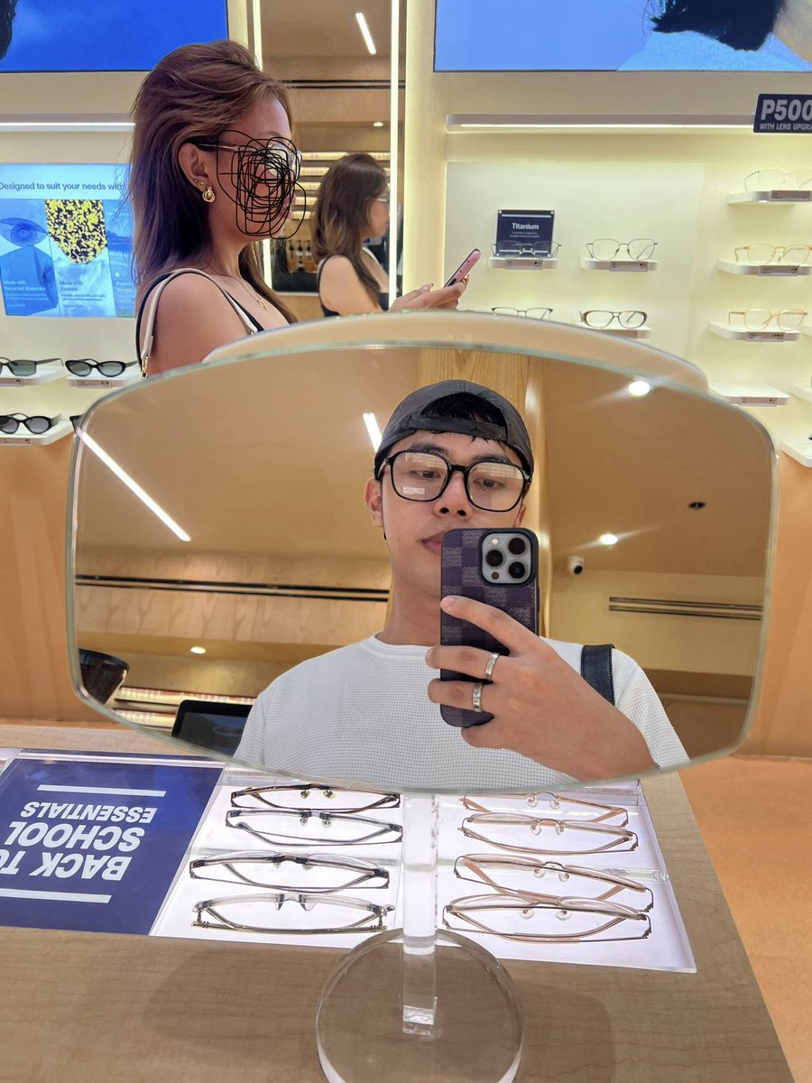 onsejosh's tweet photo. 🤓 https://t.co/OidEdrH7Ob