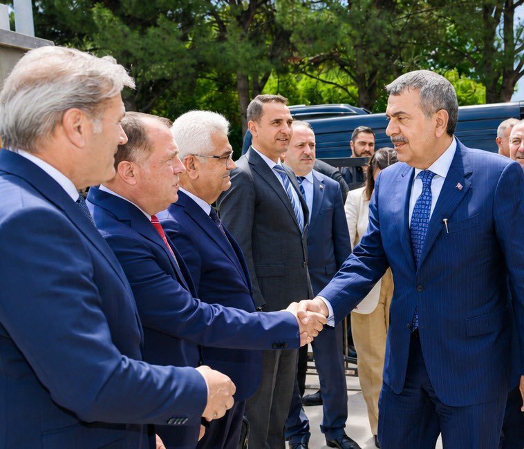 h_basgun's tweet photo. Eğitimde Vizyon, Maarifte İstikamet…
“Bilginin değerle, eğitimin hikmetle buluştuğu şehir Denizli’de; Millî Eğitim Bakanımız Sayın Yusuf Tekin’in teşrifleriyle İl Eğitim Değerlendirme Toplantımızı gerçekleştirdik.Hoş geldiniz Sayın Bakanım.” 🇹🇷 https://t.co/EAaIo8sYs0