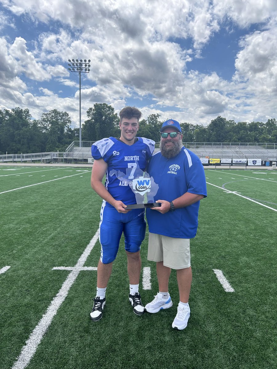 jack_byrer's tweet photo. It was an honor to be named the North Bears MVP for the North-South West Virginia Football Allstar Classic!  I had an awesome week playing football and building relationships with some of the best football players around the state!  I am extremely grateful for all my coaches and teammates, as well as those who worked behind the scenes, to make this past week a great one.  It was the perfect way to wrap up high school football!

@NSFootballWV @MetroNewsSports @DuqFB @uhshawksfb