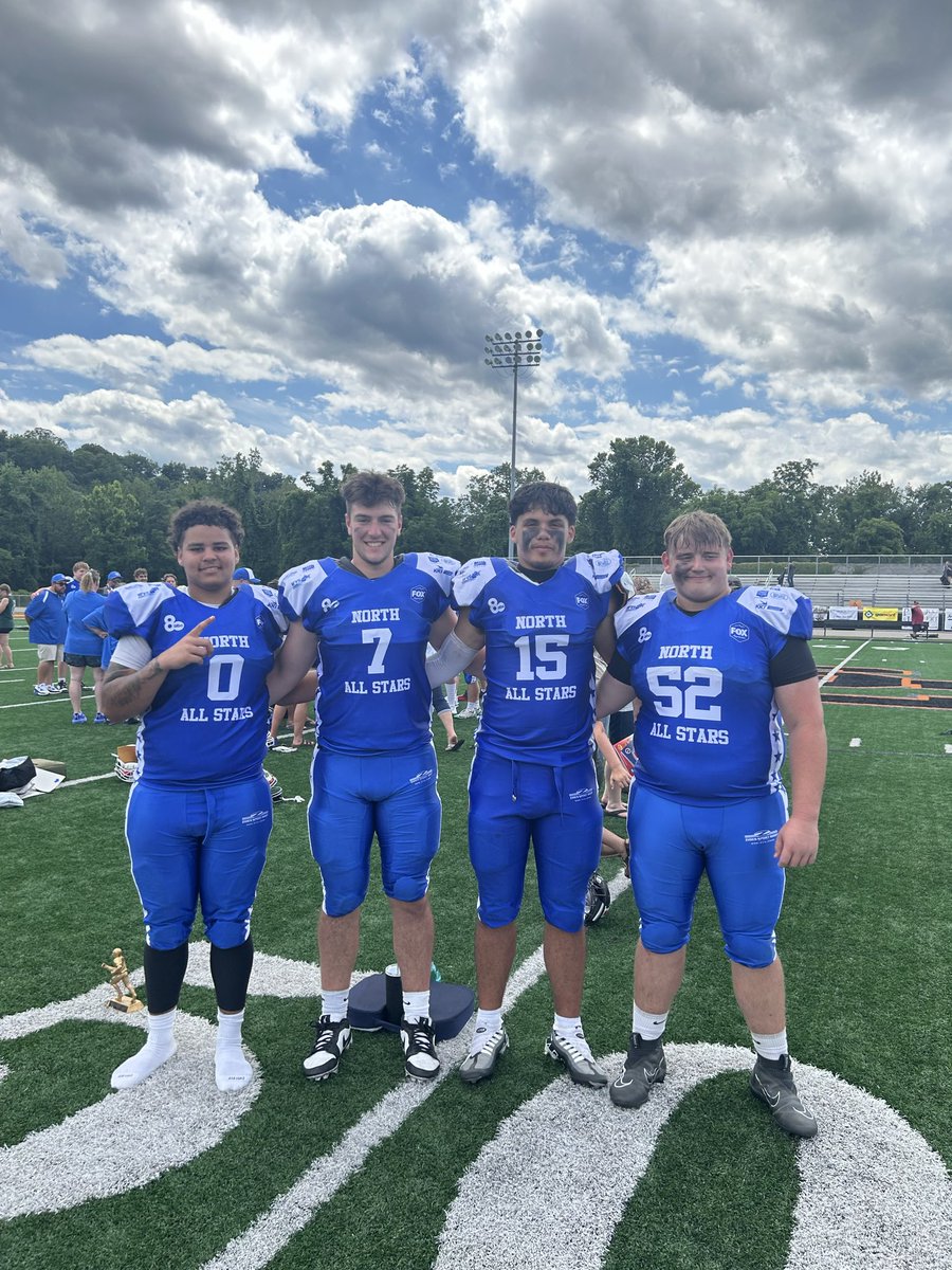jack_byrer's tweet photo. It was an honor to be named the North Bears MVP for the North-South West Virginia Football Allstar Classic!  I had an awesome week playing football and building relationships with some of the best football players around the state!  I am extremely grateful for all my coaches and teammates, as well as those who worked behind the scenes, to make this past week a great one.  It was the perfect way to wrap up high school football!

@NSFootballWV @MetroNewsSports @DuqFB @uhshawksfb