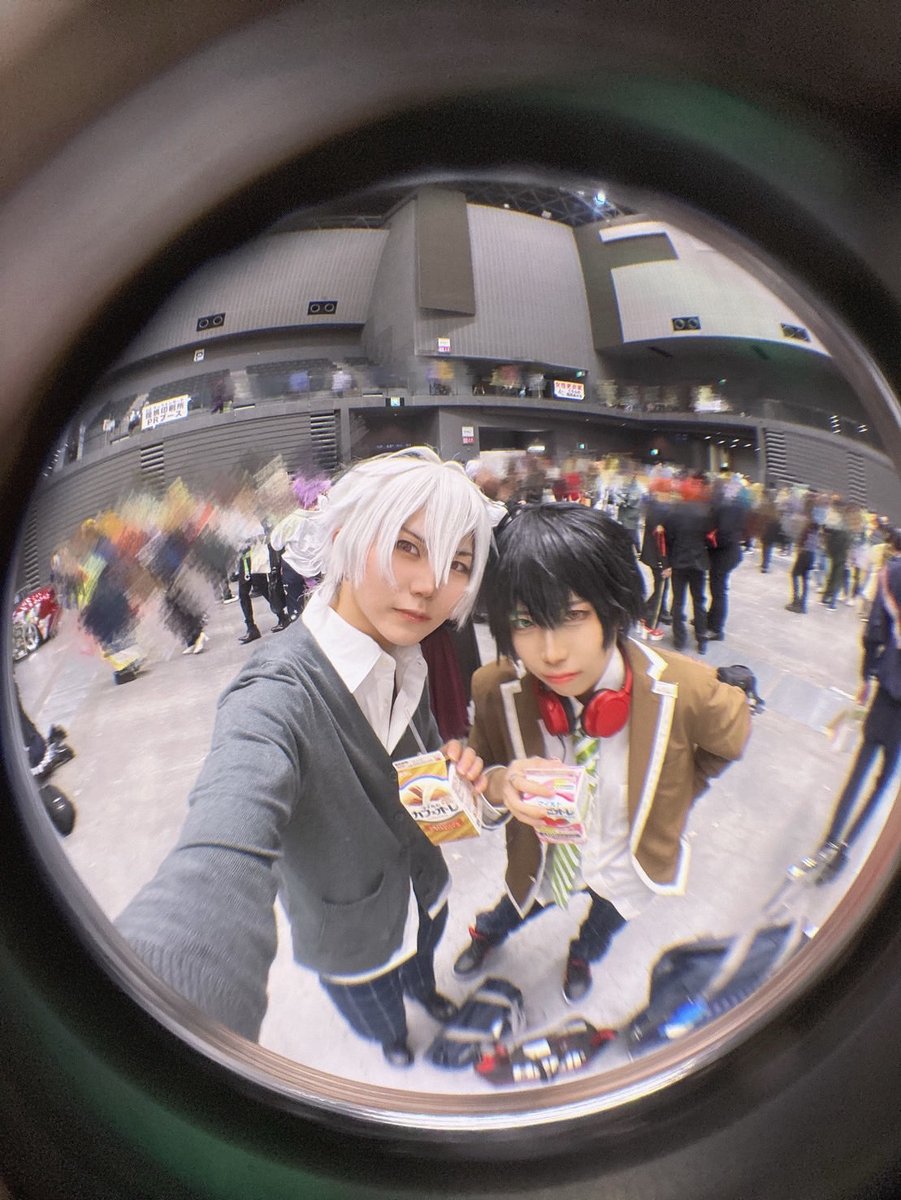 ritu_cos_'s tweet photo. CCいました！
初めて売り子として参加させてもらってほんと〜〜に楽しかった🙌🙌
素敵な体験をさせてくれたなめちゃんに大感謝‼️
交流して頂いた皆様もありがとうございました✨️

 #CC福岡64 https://t.co/iVjUt1XtRU