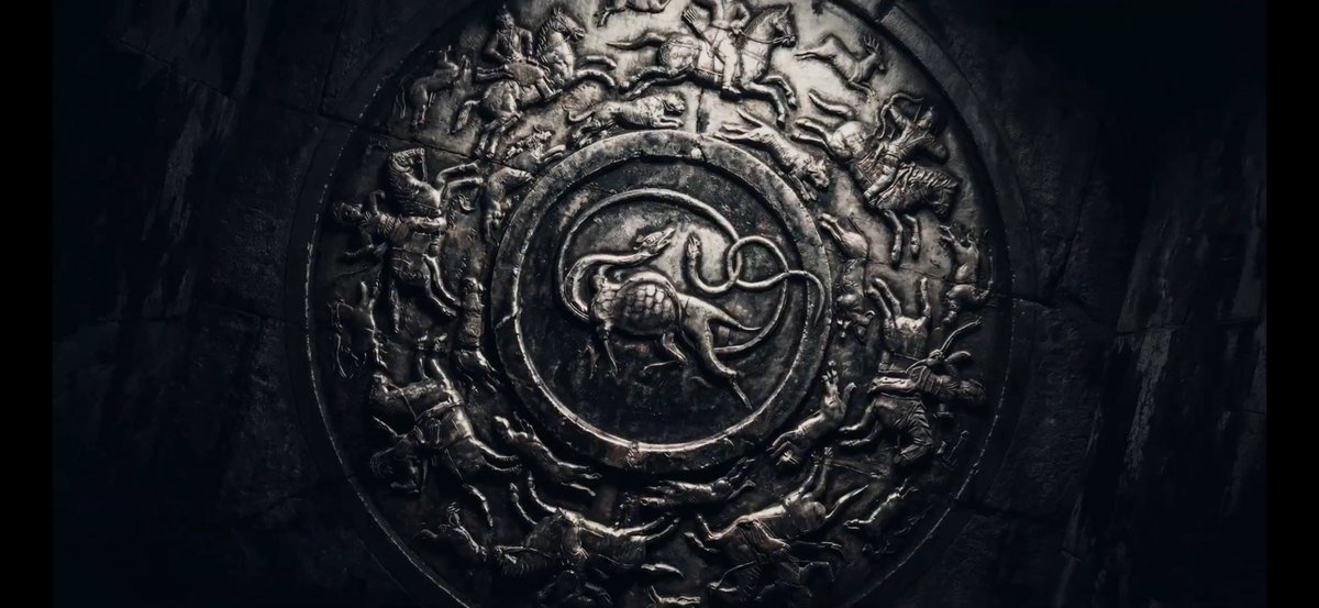 loveleeknowingu's tweet photo. the four guardian beats in korean mythology, this concept has layers and connections to previous comebacks and I’m obsessed (just my own silly theory!)

🐢🐍hyeonmu (black tortoise and serpent): represents winter and nautical north, symbolic for wisdom and longevity

🐉cheongnyong (azure dragon): represents spring and nautical east, symbolic for new beginnings and royal authority

🐅baekho (white tiger): represents autumn and nautical west, symbolic for protection and justice; in korean folklore, a yellow tiger must live hundreds of years and earn spiritual enlightenment before turning white (which is why leeknow is in white, meditating in front of a yellow tiger)

🦚jjujak (vermillion bird): represents summer and nautical south, resembles a phoenix, symbolic for passion and good fortune