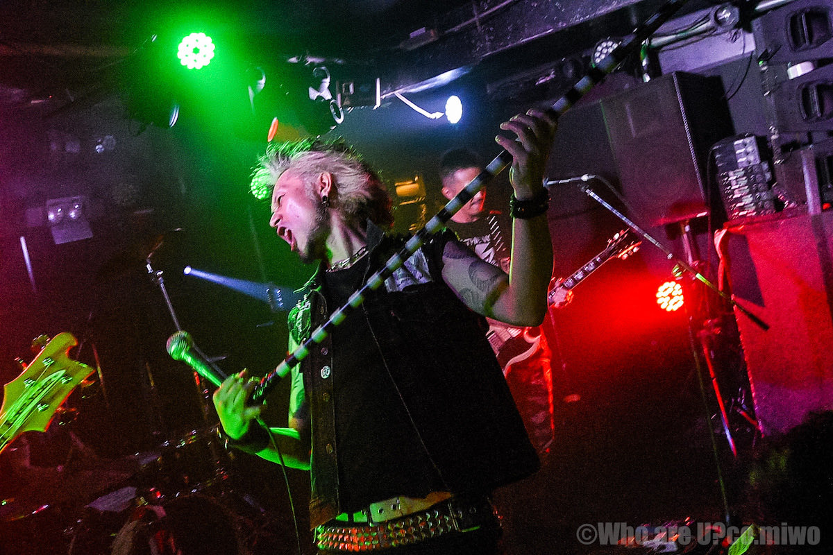 BxFofficial's tweet photo. Thank you!
SKINHEADGIRL Hiromitsu pre. "PUNK ROCK REDЯUM”
2026.6.20 at shinjuku club SCIENCE
photo by Who are U?co.miwo(@noelmiwo)
💥次回ライブは今週土曜！
新宿ANTIKNOCK &amp;三茶HEAVEN’S DOORのダブルヘッダー
#BOMBFACTORY https://t.co/Q0HlYERw7g