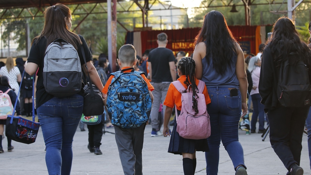 Cooperativa's tweet photo. Investigadora CEP: Tener dos sistemas de admisión escolar es confuso y trae puros perjuicios https://t.co/OynsKVluiE https://t.co/o2KSvg78nQ