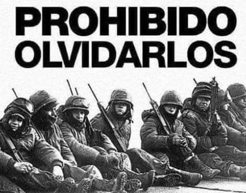 hgpugliese's tweet photo. Aquí,la cortesía,
el buen trato,la verdad,
la firmeza, la lealtad,
el honor, la bizarría
la constanciala paciencia,
la humildad y la obediencia,
fama,honor y vida son
caudal de pobres soldados;
que en buena o mala fortuna
LA MILICIA NO ES MAS 
QUE UNA RELIGION DE
HOMBRES HONRADOS https://t.co/SLRRpQyOZ9