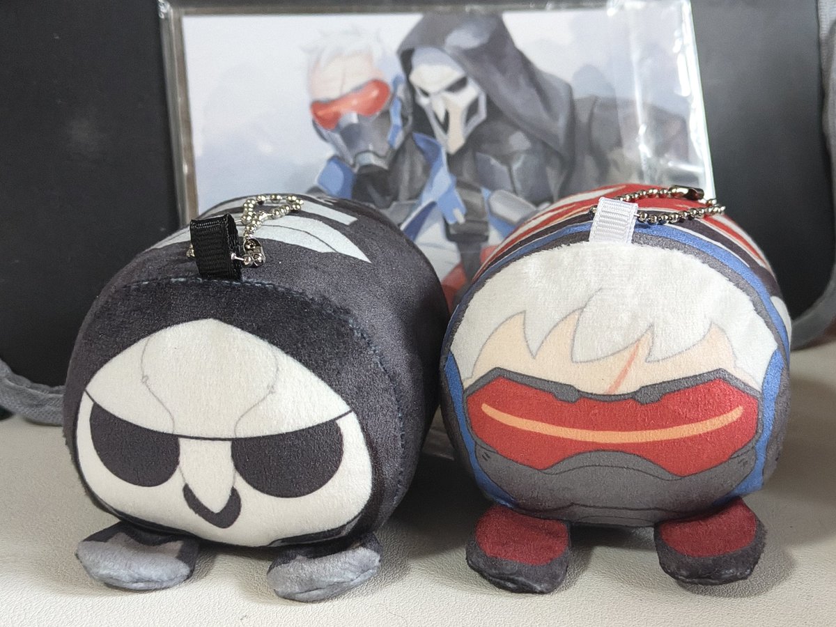 AjtaiV9M4iMxtyq's tweet photo. Printed a shikishi on a whim
#overwatch #r76 https://t.co/AgtmseTBp7