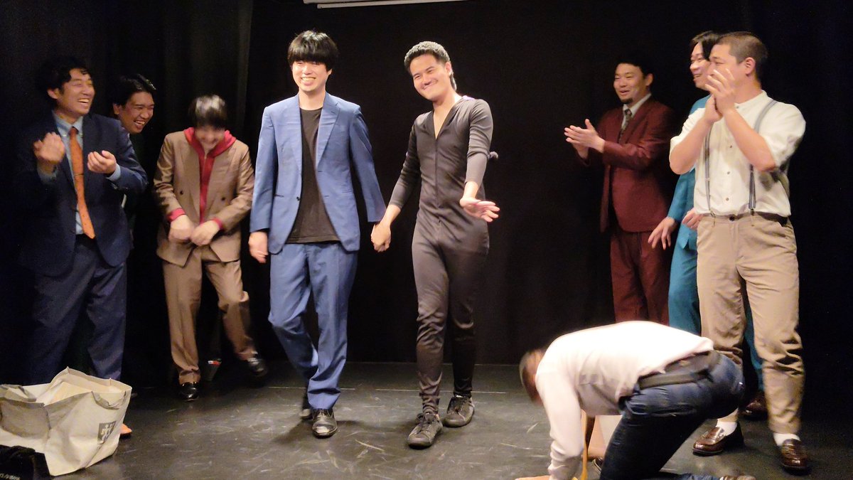 da1hang's tweet photo. パンツパンツレボリューションに行ってきたよ。全然わけわからなくて面白かった
最後はみんなでダンス🕺
このライブお見送りしてくれるから、おミルクの写真撮らせてくださいって言うぞ！って意気込んで行ったけどやっぱ緊張して無理でしたね

この1週間でうちまつげのつげさんを2回見た https://t.co/UVcfu2SCV9